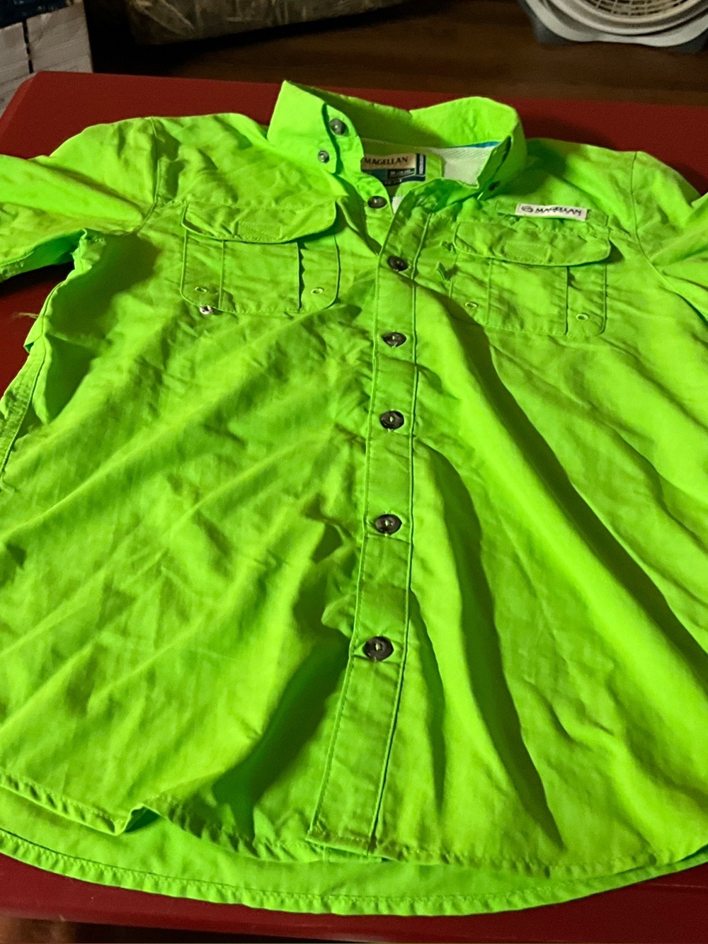 NWT boys SS SIZE (10/12) Magellan button up